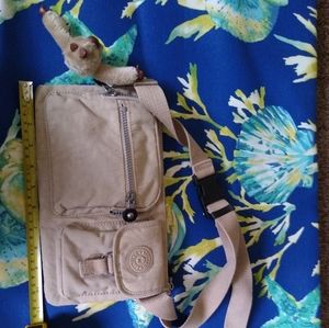 Bundle 4 bags Fossil Kipling monkey 🐒 gorilla 🦍 universal thread coach type